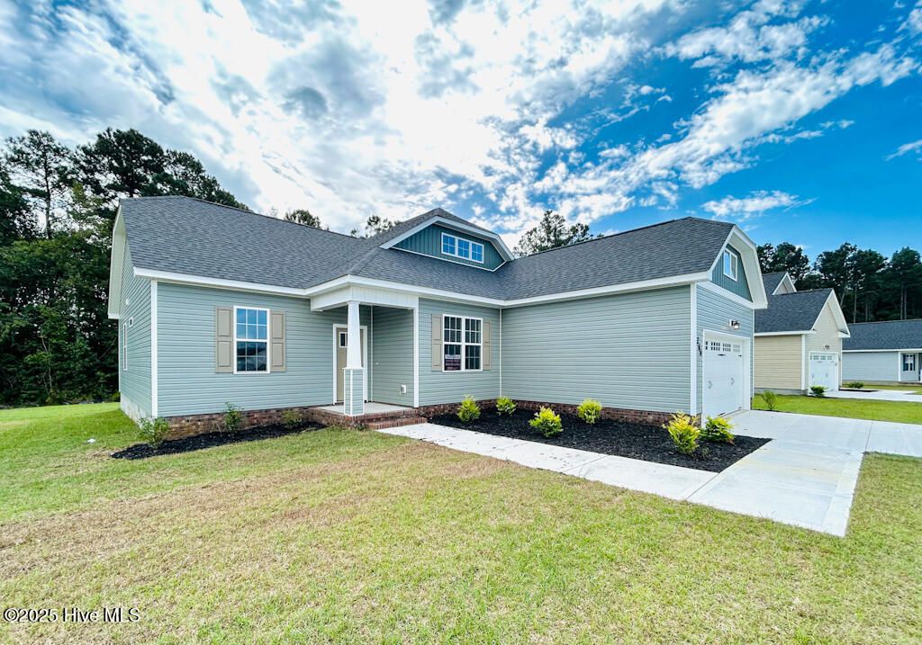 Photo of 1231 Inner Banks Lane, Jacksonville, NC 28546 (MLS # 100562830)