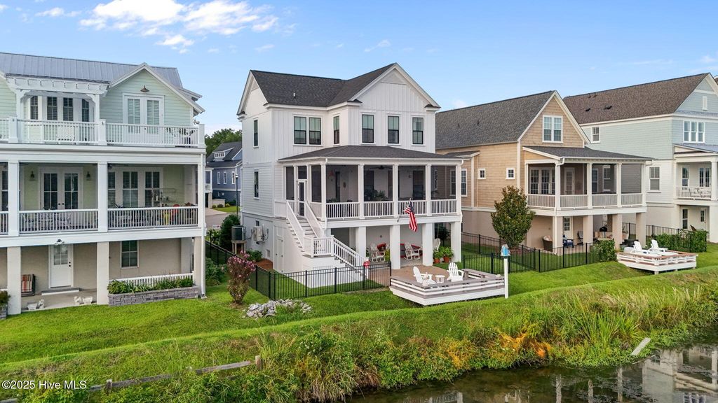 Photo of 301 Moss Way, Washington, NC 27889 (MLS # 100557766)