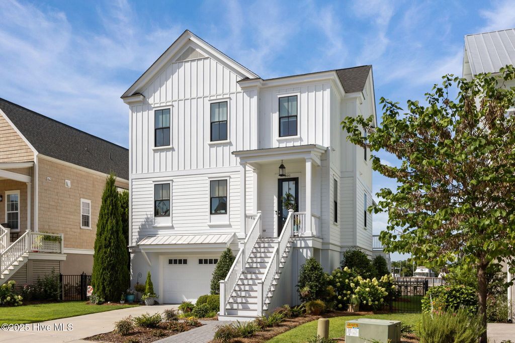 Photo of 301 Moss Way, Washington, NC 27889 (MLS # 100557766)