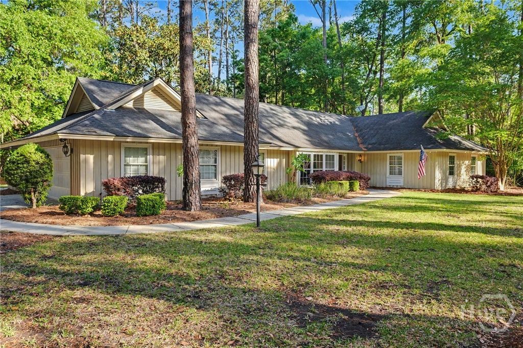 Photo of 1 Holemark Lane, Savannah, GA 31411 (MLS # SA353845)