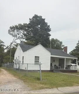 213 E Hillsboro Street, Mount Olive, NC, 28365