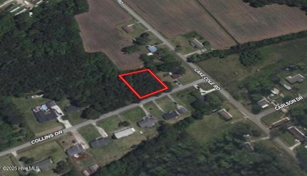 Photo of 35 Collins Dr, Midway Park, NC 28544 (MLS # 100532968)