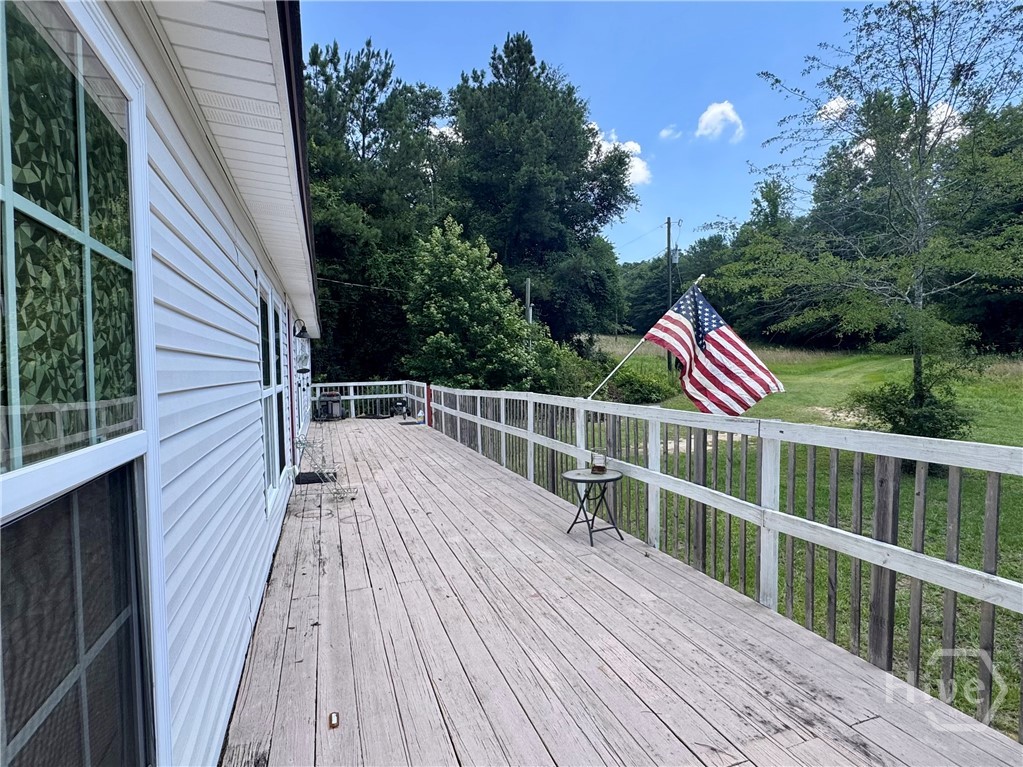 668 Henderson Road