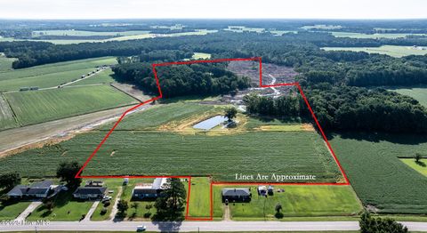Vacant Land For Sale - 10455 Us Hwy 701 Highway<br/> Newton Grove, NC 28366