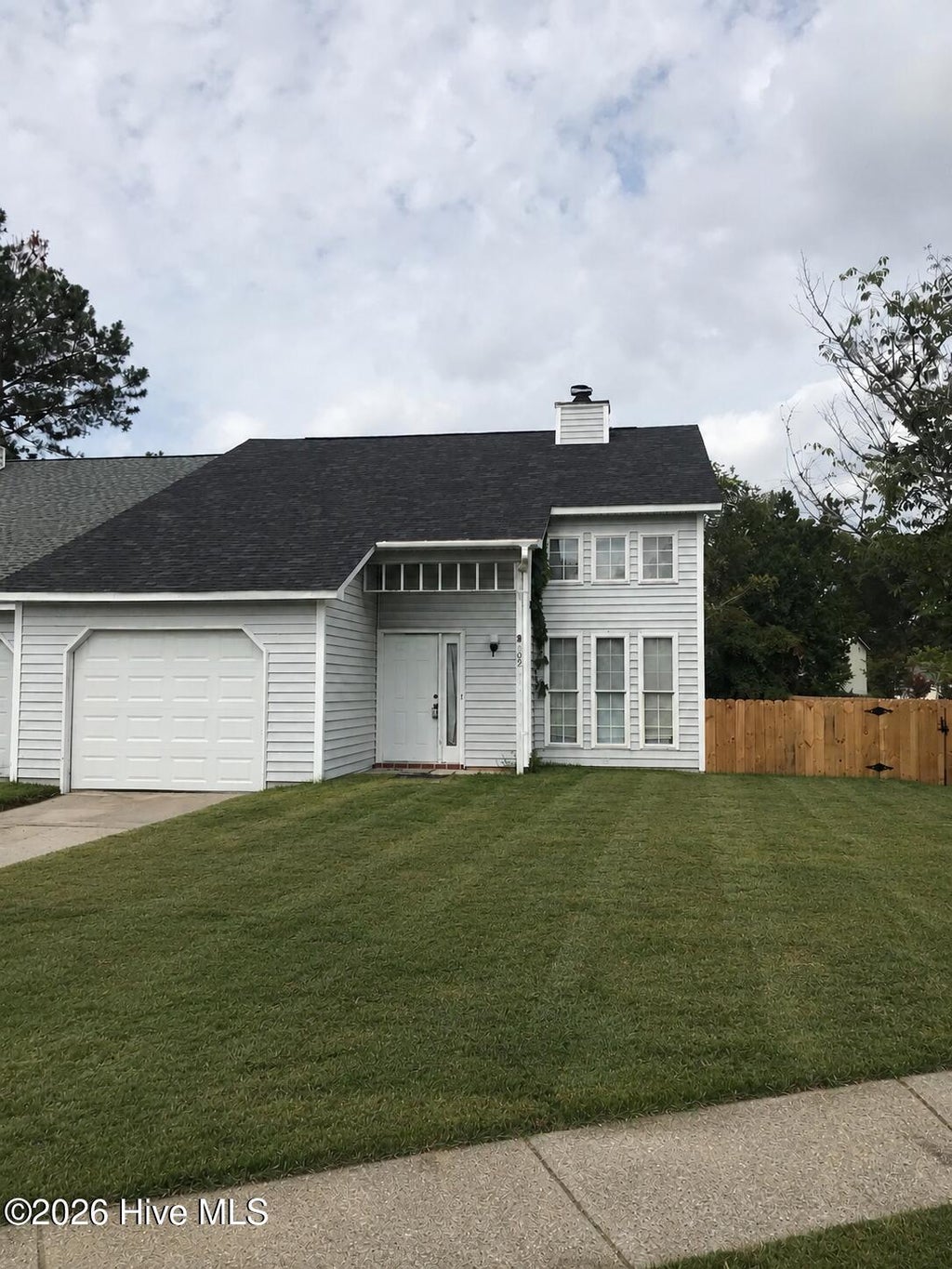Photo of 102 Persimmon Court, Jacksonville, NC 28546 (MLS # 100584219)