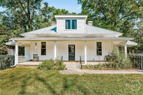 Homes For Sale - 229 E Spring Street<br/> Crawford, GA 30630