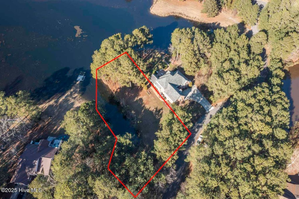 Photo of 125 Applewood Lane, Vass, NC 28394 (MLS # 100548315)