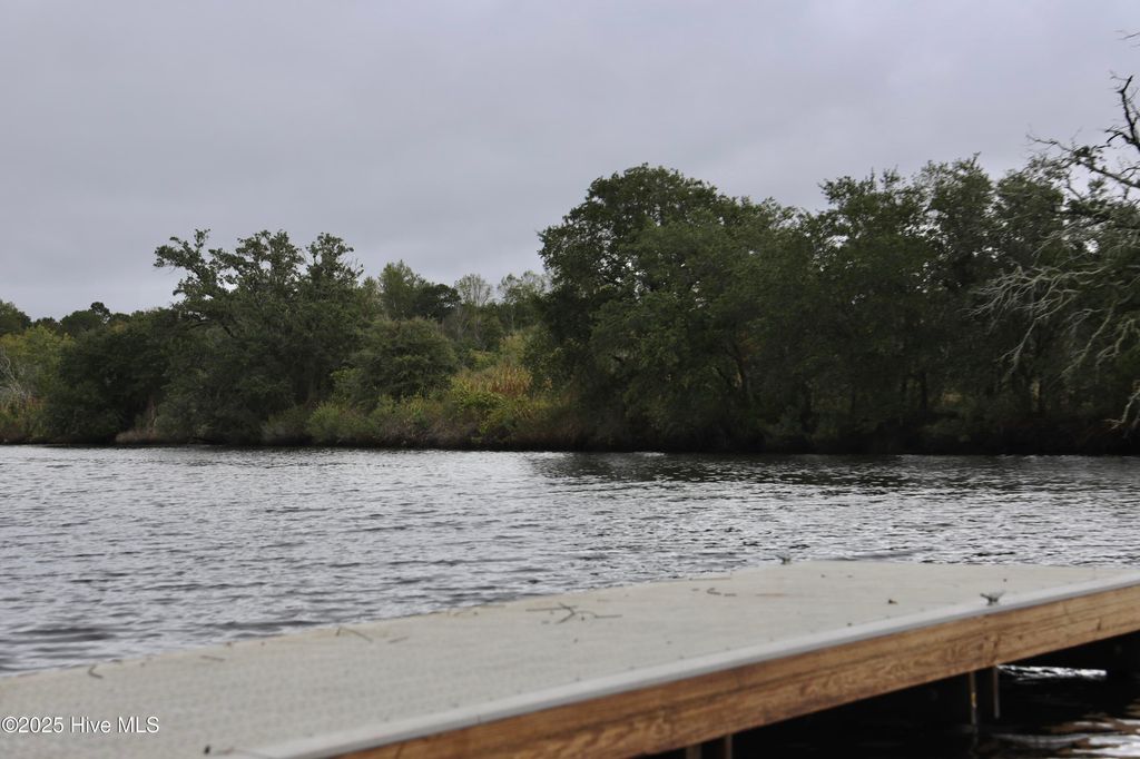 Photo of 201 Willas Court, Holly Ridge, NC 28445 (MLS # 100536408)