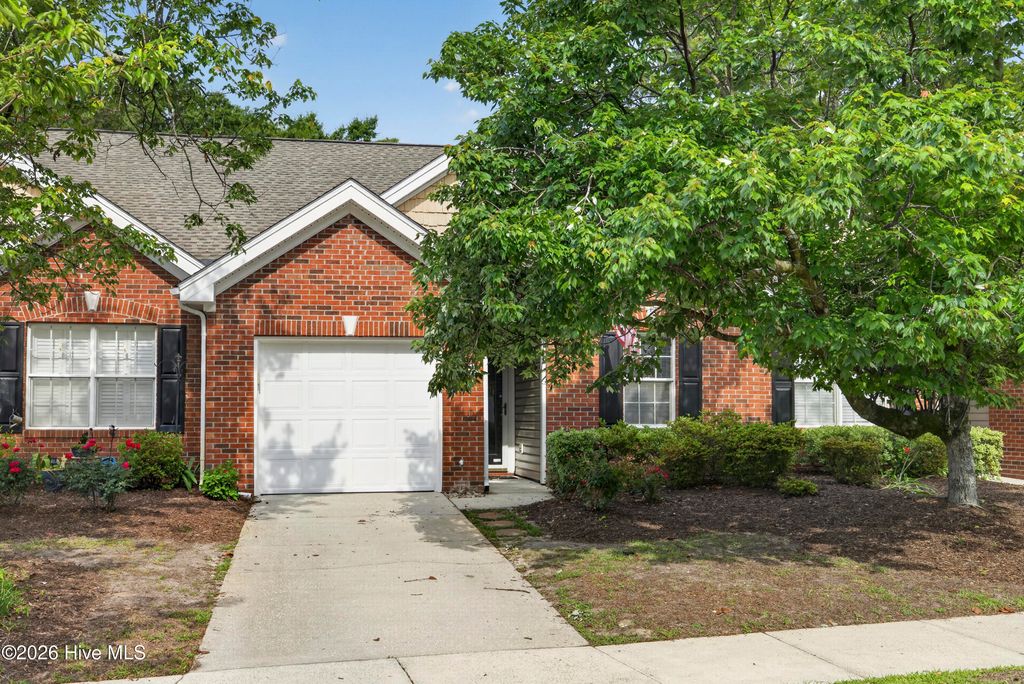 Photo of 1034 Avenshire Circle, Wilmington, NC 28412 (MLS # 100573351)