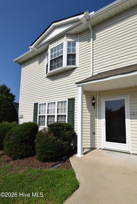 Townhouse For Rent - 2380 Vineyard Drive #J1<br/> Pitt County, Winterville, NC 28590
