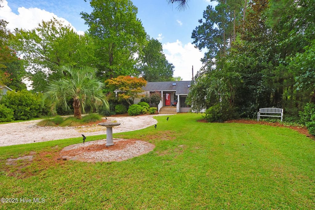Photo of 3405 Old Gate Road, Morehead City, NC 28557 (MLS # 100527947)
