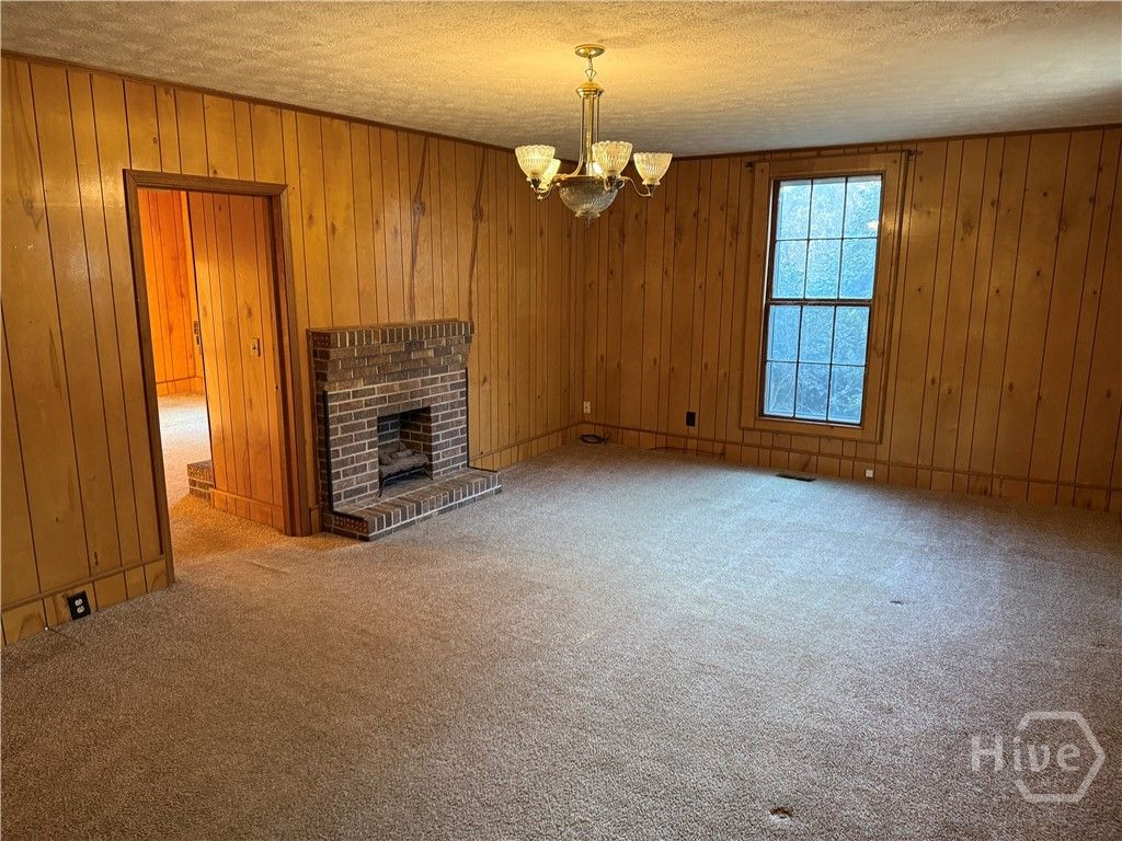 Photo of 219 Elm St, Jefferson, GA 30549 (MLS # CL348758)