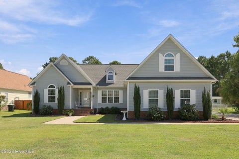 Homes For Sale - 310 Bobbys Drive<br/> Newport, NC 28570