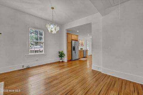 Tiny photo for 707 Grace Street, Wilmington, NC 28401 (MLS # 100556778)