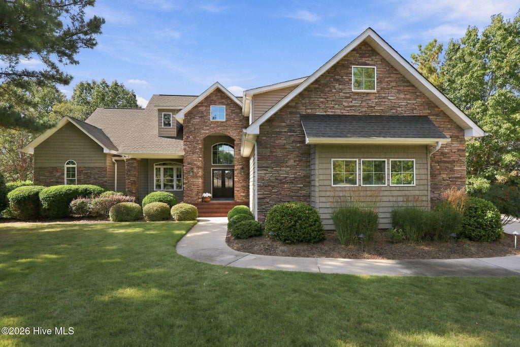 Photo of 118 Jonathons Drive, West End, NC 27376 (MLS # 100609194)