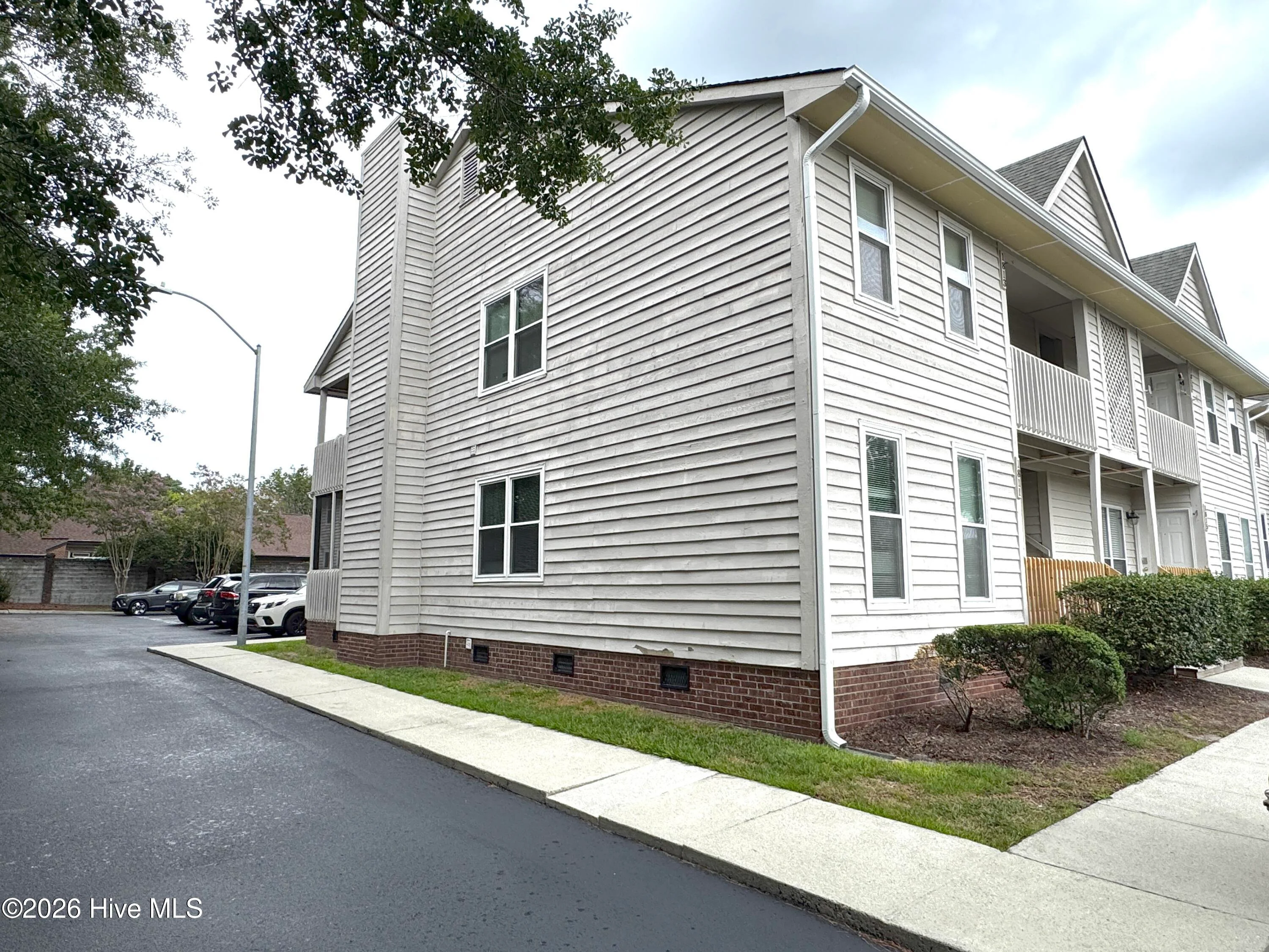 1811 Savannah Court