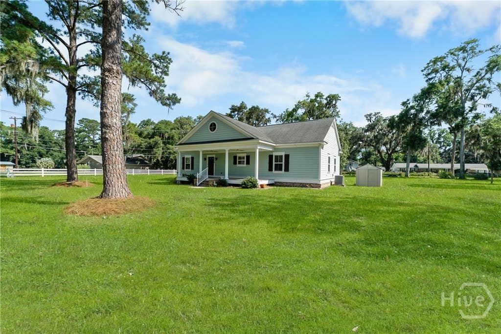 Photo of 262 Shipyard Road, Savannah, GA 31406 (MLS # SA359401)