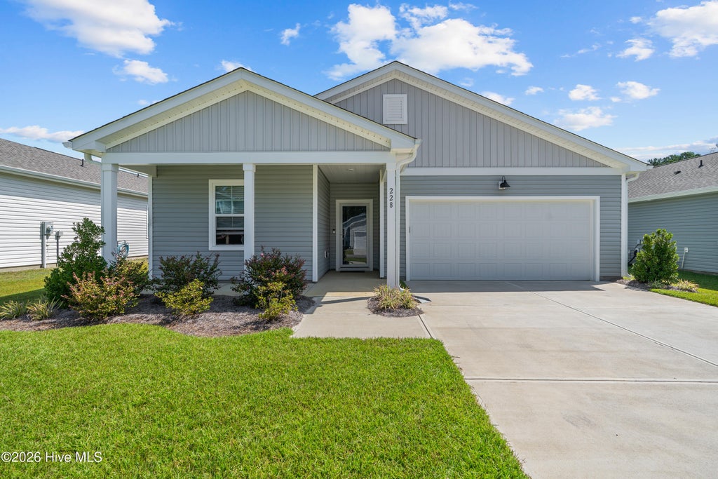 Photo of 228 Ocean Pointe Boulevard SE, Bolivia, NC 28422 (MLS # 100603189)