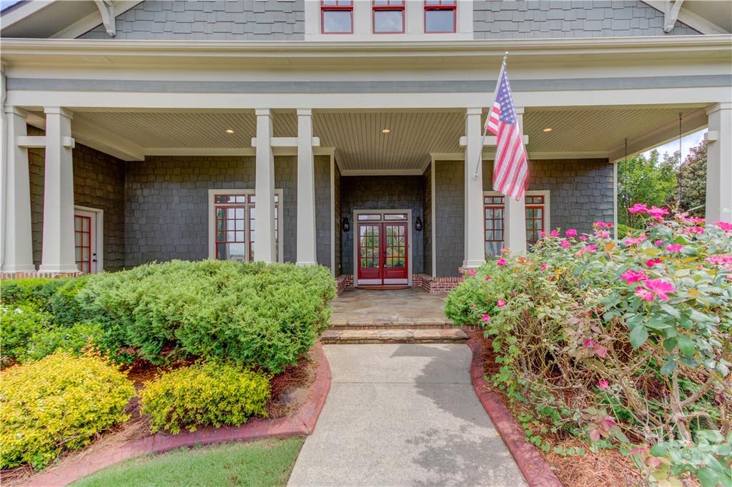 Photo of 2843 White Azalea Street, Buford, GA 30517 (MLS # CL362517)