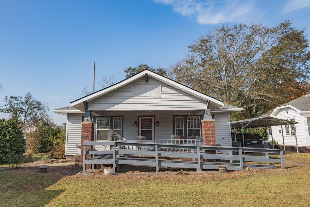 Photo of 727 Harvey Street, Millen, GA 30442 (MLS # 550274)