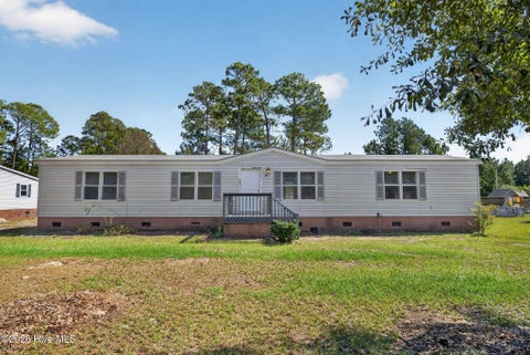 Photo of 227 Hearthside Drive, Rocky Point, NC 28457 (MLS # 100610295)