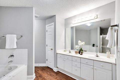 Tiny photo for 1608 Willoughby Park Court #Unit 8, Wilmington, NC 28412 (MLS # 100596043)