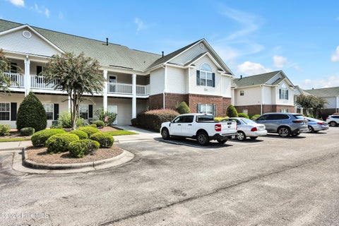 Tiny photo for 1608 Willoughby Park Court #Unit 8, Wilmington, NC 28412 (MLS # 100596043)