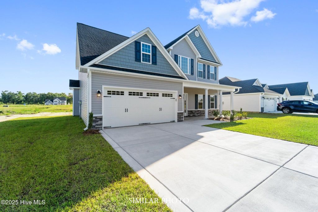 Photo of 728 Regiment Road, Jacksonville, NC 28546 (MLS # 100546136)