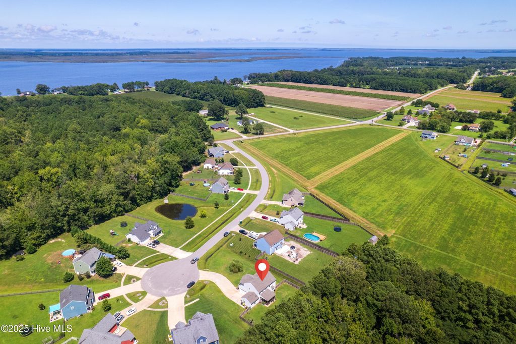 Photo of 111 Rosedale Court, Moyock, NC 27958 (MLS # 100527409)