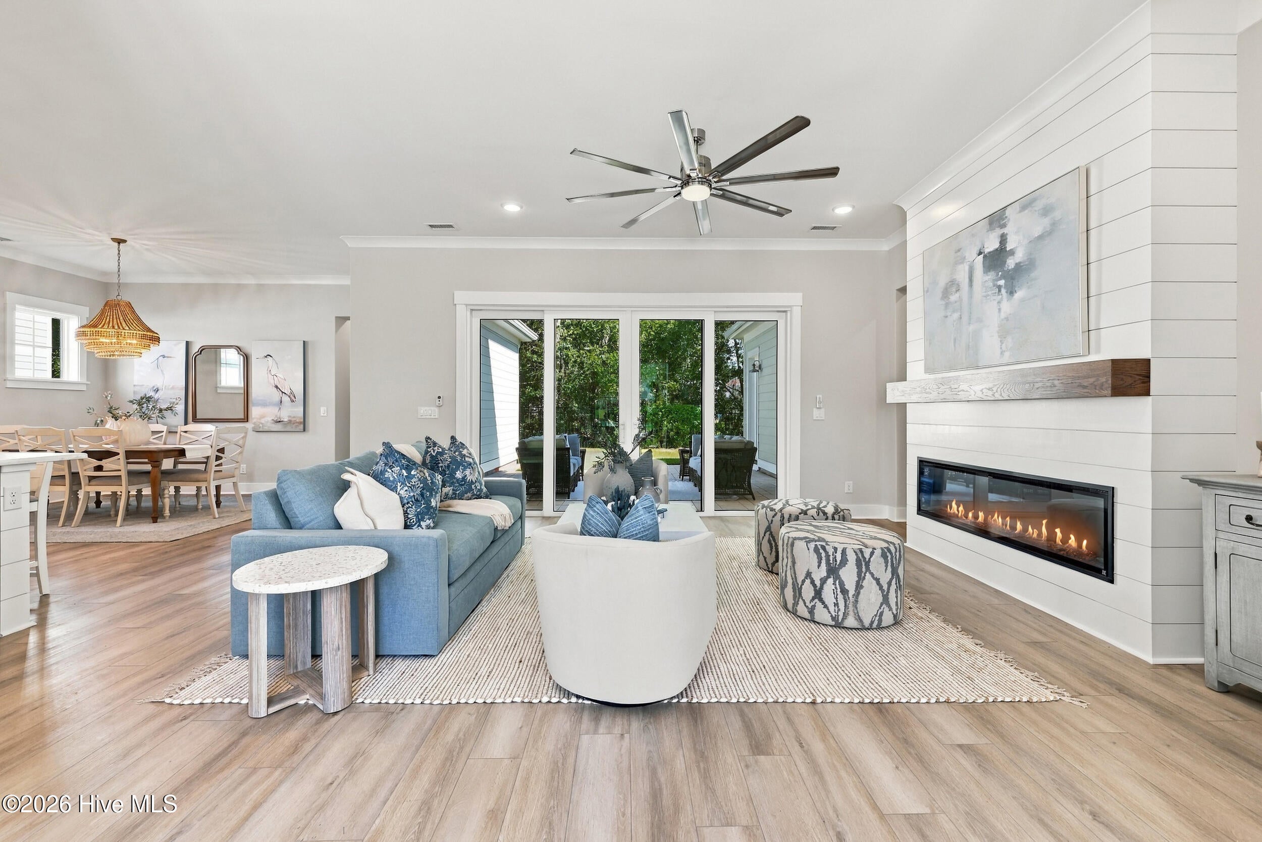 2096 Manor Parc Drive
