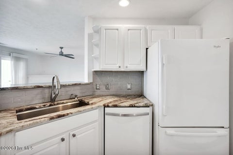 Tiny photo for 108 Turtle Cay Drive #Unit 5, Wilmington, NC 28412 (MLS # 100599605)