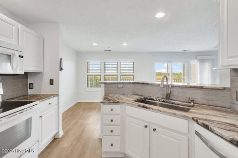 Tiny photo for 108 Turtle Cay Drive #Unit 5, Wilmington, NC 28412 (MLS # 100599605)