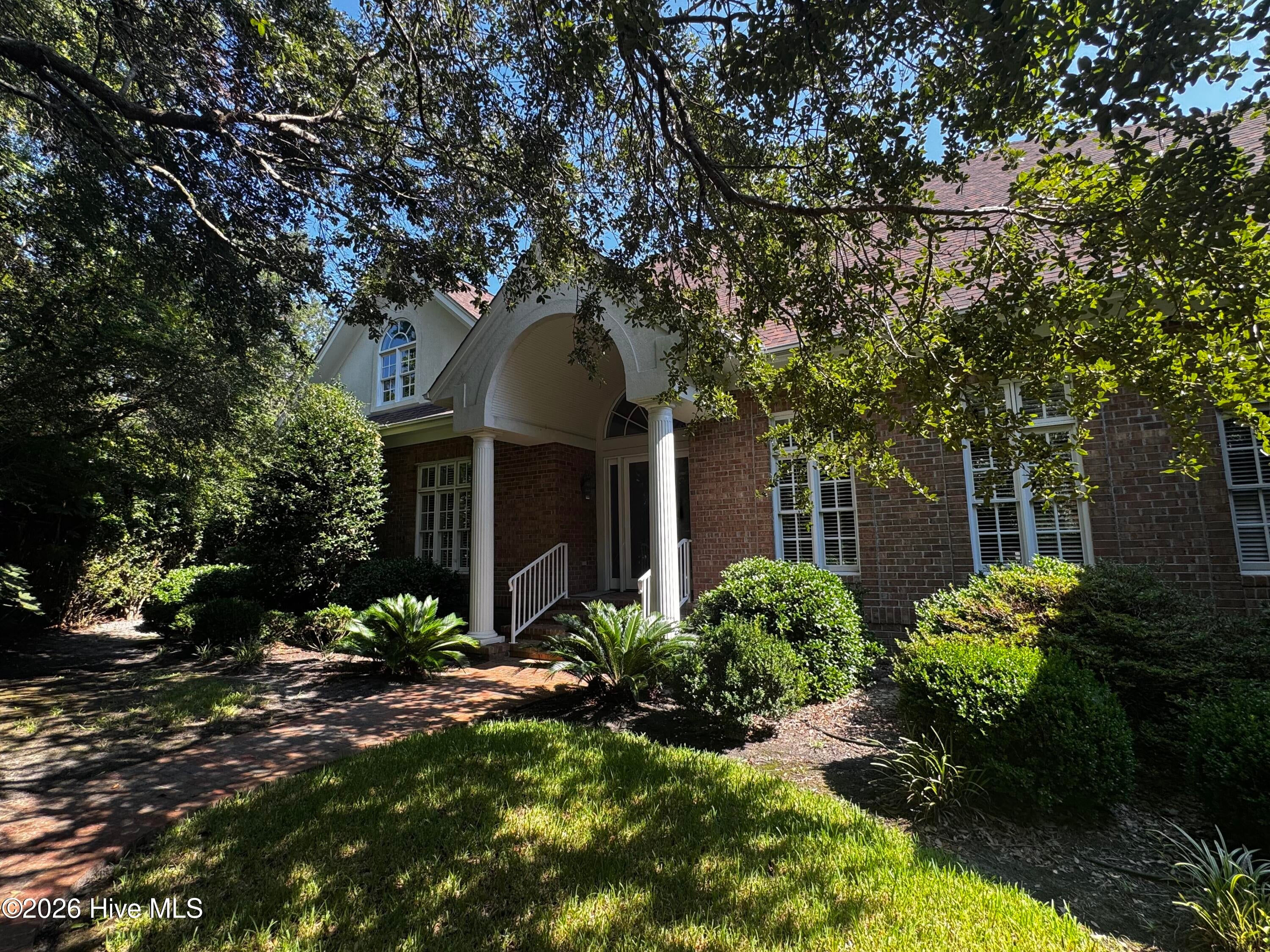 7115 E Creeks Edge Drive