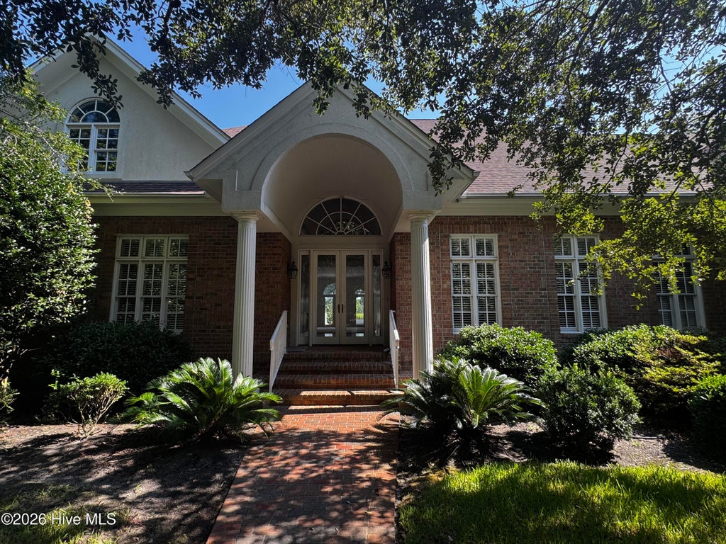 Photo of 7115 E Creeks Edge Drive, Wilmington, NC 28409 (MLS # 100601980)