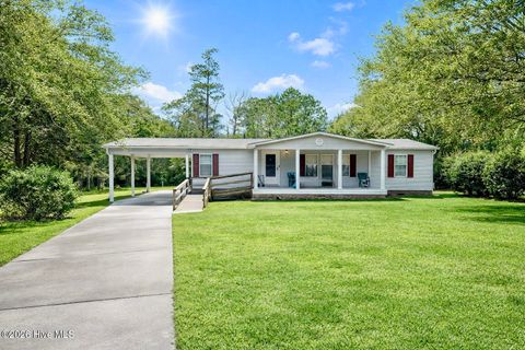 Mobile Home For Sale - 214 Sea Horse Drive<br/> Carteret County, Cedar Point, NC 28584