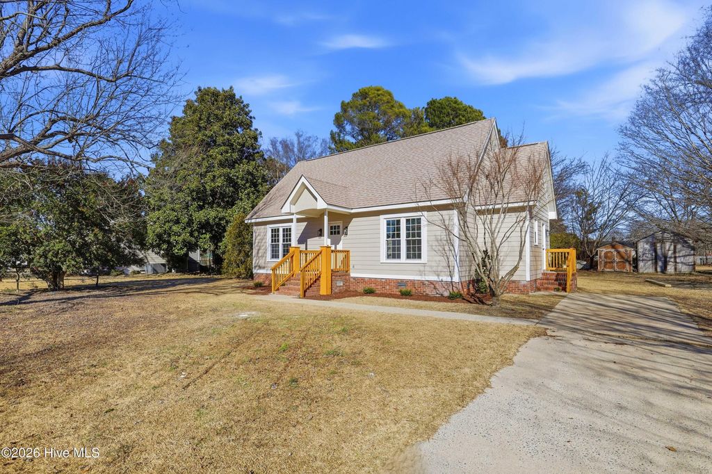 Photo of 137 Pate Circle, Goldsboro, NC 27530 (MLS # 100553442)