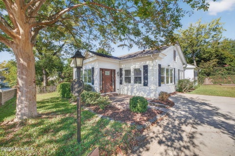 Photo of 544 Palmetto Lane SW, Aiken, SC 29801 (MLS # 100613054)