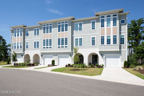 Townhouse For Sale - 2689 Alvernia Drive<br/> Castle Hayne, NC 28429