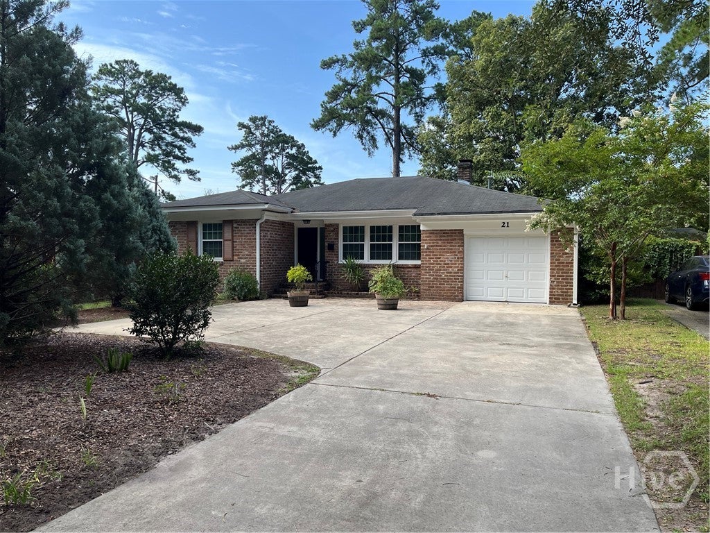 Photo of 21 E 61st Street, Savannah, GA 31405 (MLS # SA365210)