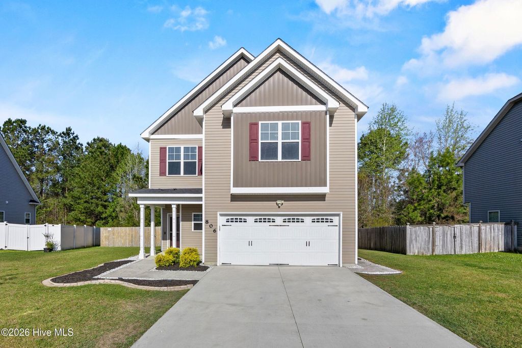 Photo of 806 Tuscarora Trail, Jacksonville, NC 28546 (MLS # 100566165)