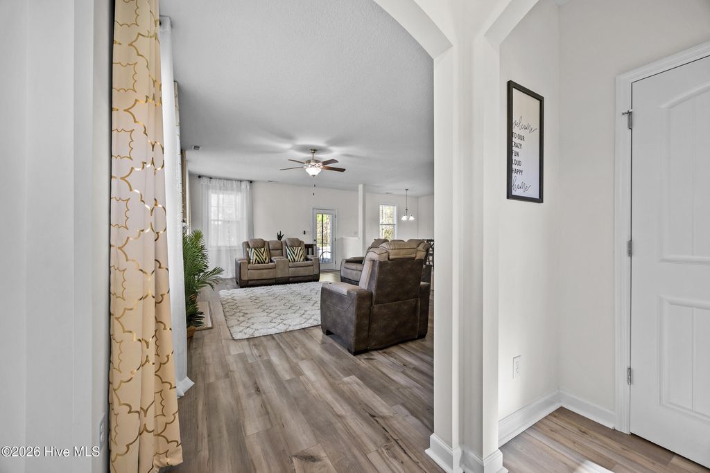 Photo of 806 Tuscarora Trail, Jacksonville, NC 28546 (MLS # 100566165)