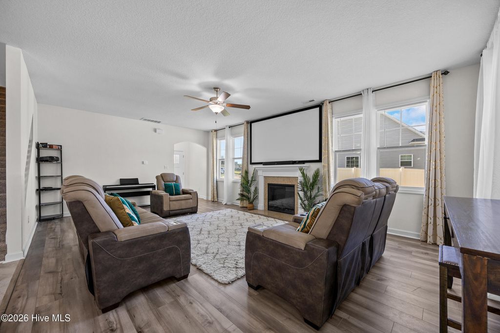 Photo of 806 Tuscarora Trail, Jacksonville, NC 28546 (MLS # 100566165)