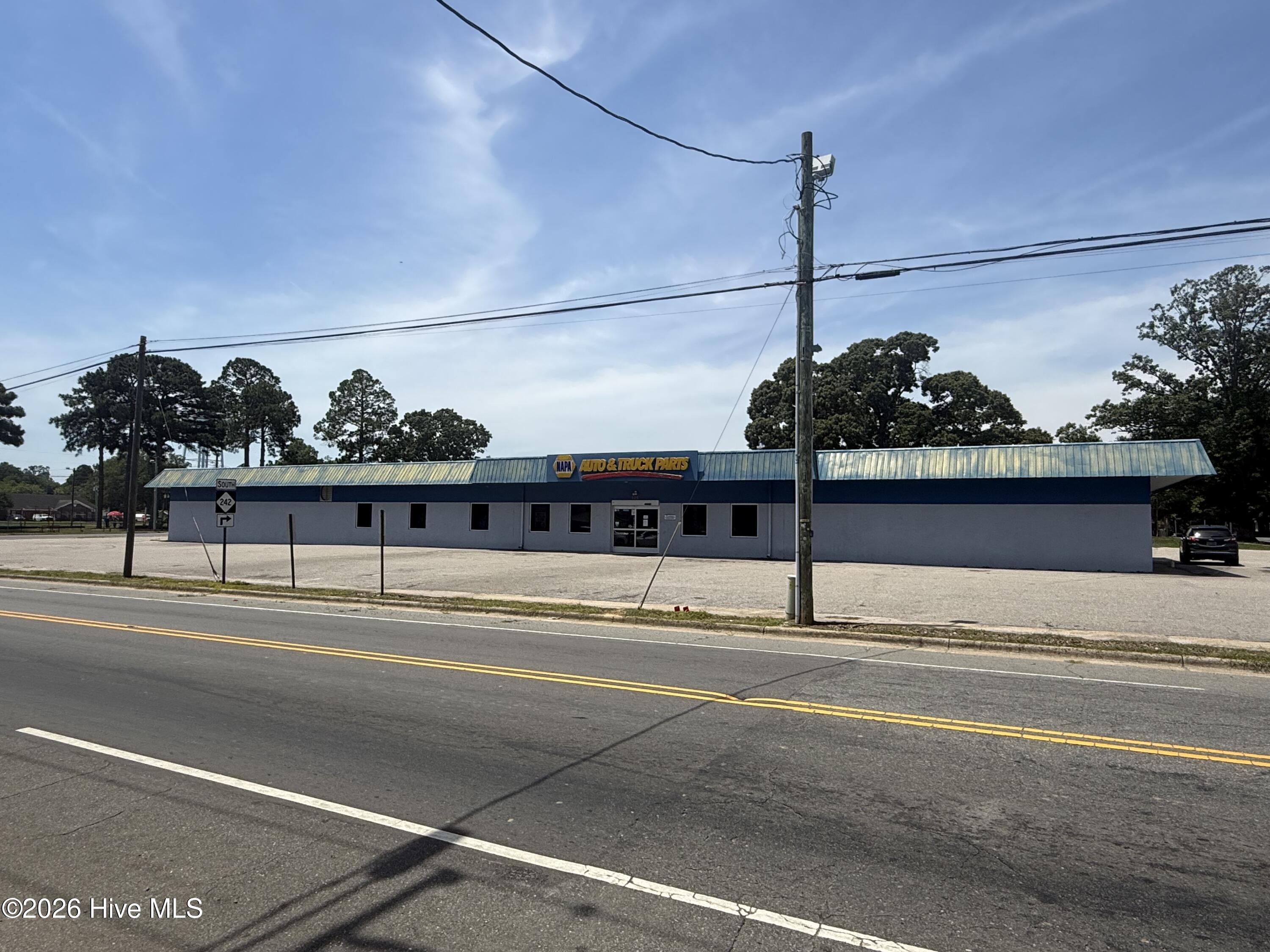 105 N East Street