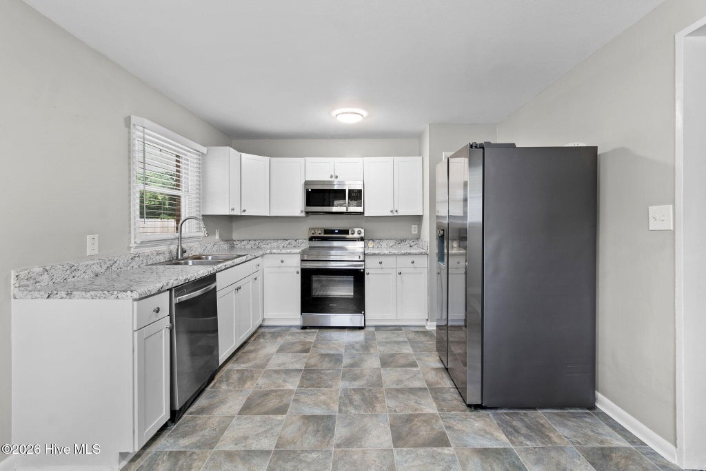 Photo of 4106 Knollwood Drive, Fayetteville, NC 28304 (MLS # 100609627)
