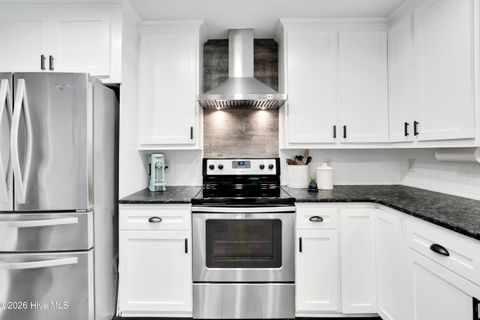 Tiny photo for 4304 Pennhurst Court, Wilmington, NC 28405 (MLS # 100571030)