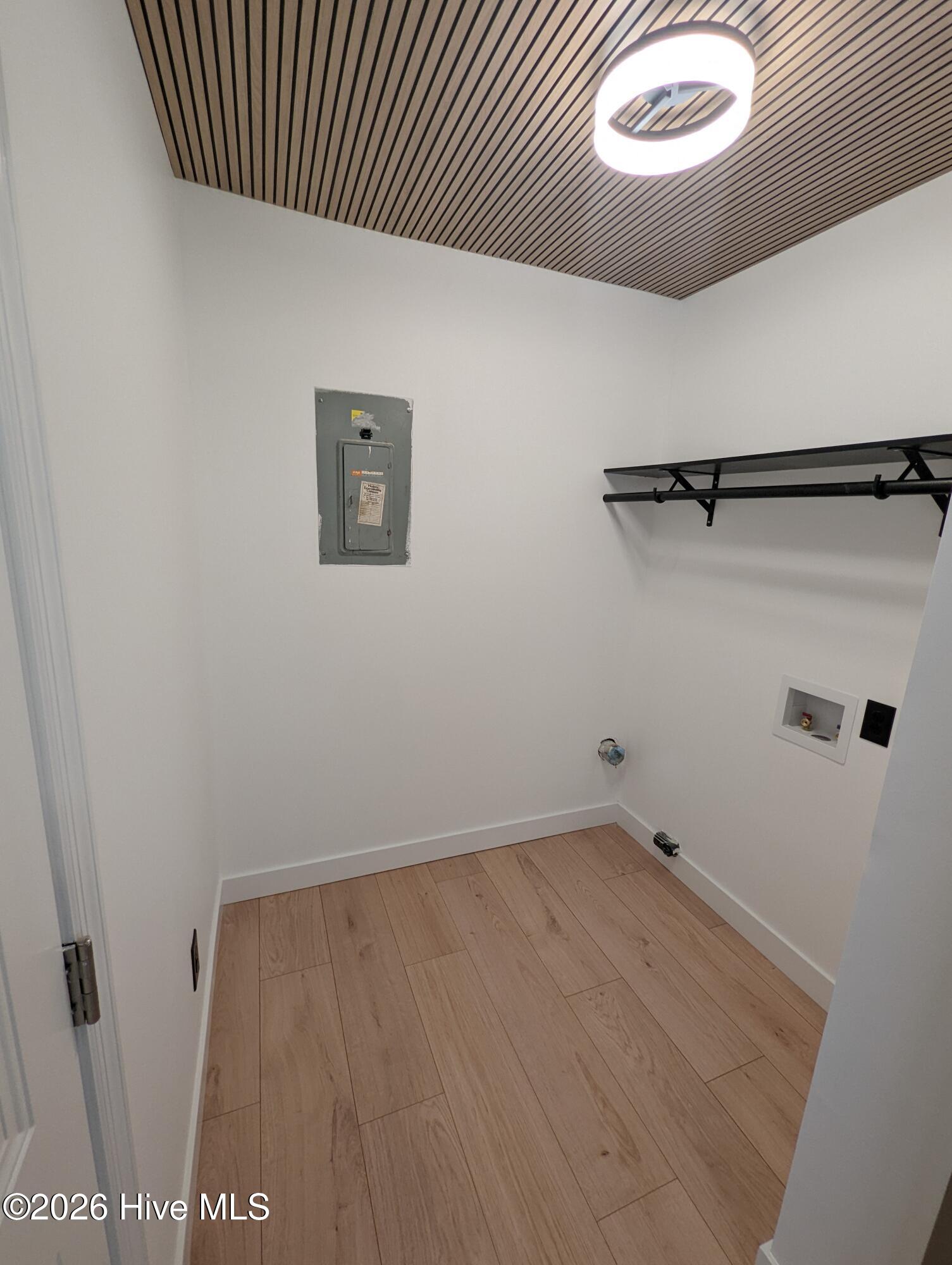 211 Myrtlewood Court