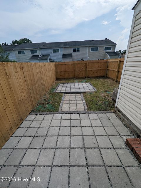 Tiny photo for 211 Myrtlewood Court, Jacksonville, NC 28546 (MLS # 100589890)