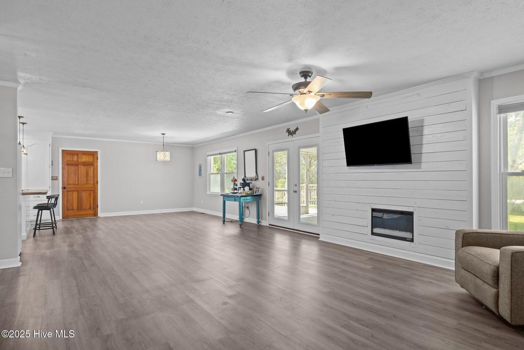 Photo of 116 Hodges Street, Morehead City, NC 28557 (MLS # 100516212)