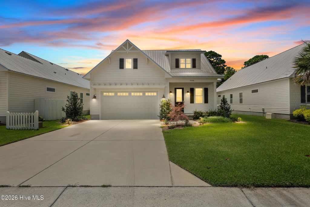 Photo of 5908 Wayfarer Trail #65, Wilmington, NC 28409 (MLS # 100588102)