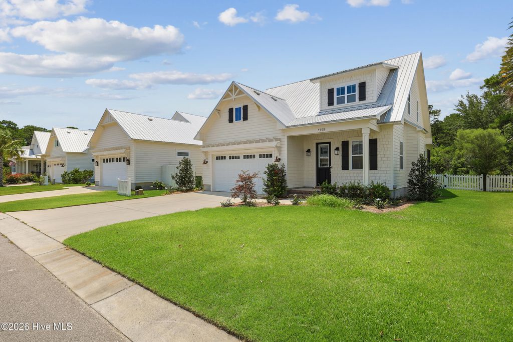 Photo of 5908 Wayfarer Trail #65, Wilmington, NC 28409 (MLS # 100588102)